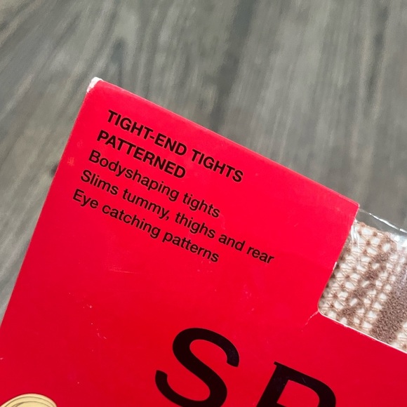 NWT Spanx Patterned Tight-End-Tights Bodyshaping Stretch Fitted Nude Size B - Picture 5 of 5